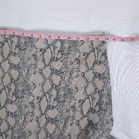 American Eagle Outfitters Animal Print Pencil Midi Skirt Size M - Picture 5 of 13